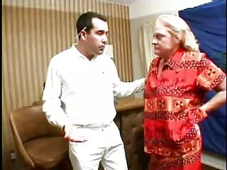 ნოზომი უბრუნებს გულშემატკივარს