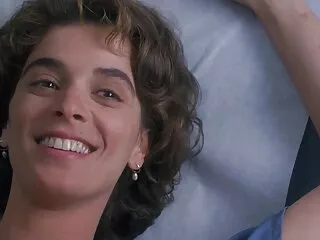 სექსუალური წყვილი ძუძუებს და ძებნის პირდაპირ ვებკამერაზე