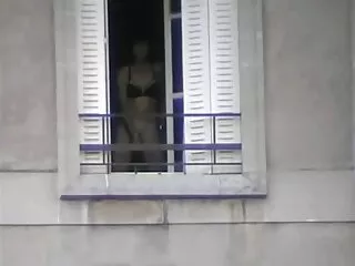 PLAYOMB Stunner ხდის მას ადვილად Popping HUGE SQUIRT 2 Shaker