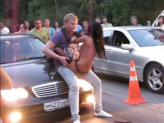 Naughty chicks მზად არიან ექსპერიმენტი